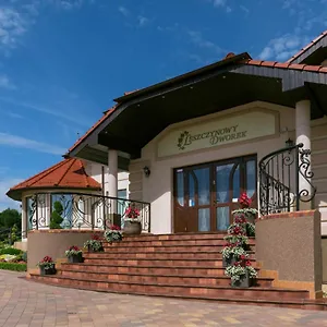 Leszczynowy Dworek Bed & Breakfast